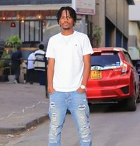 Hamisi - masseur in Nairobi