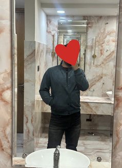Hammad - Male escort in New Delhi Photo 3 of 3