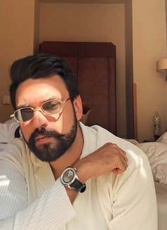Hammad Karamat - Male escort in Lahore Photo 10 of 12