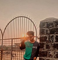 Hamood - Male escort in Al Manama