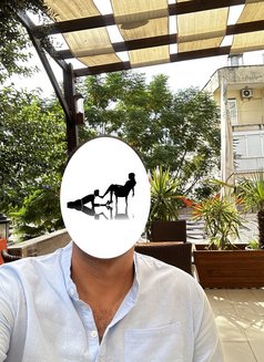 Hamoudi - Male escort in Cairo Photo 2 of 3