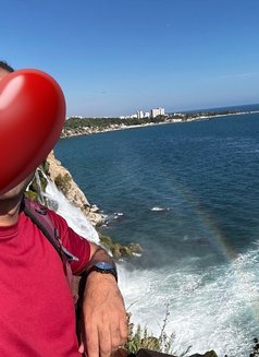 Hamoudi - Male escort in Cairo Photo 5 of 7