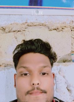Hamza King - Male escort in Karāchi Photo 19 of 30