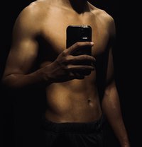 Hamza - Male escort in Karāchi