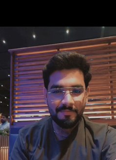 Hamza - Acompañantes masculino in Lahore Photo 1 of 3