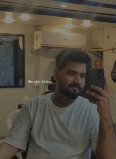 Hamza - Acompañantes masculino in Lahore Photo 3 of 3