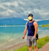 Hamzah - Male escort in Dubai