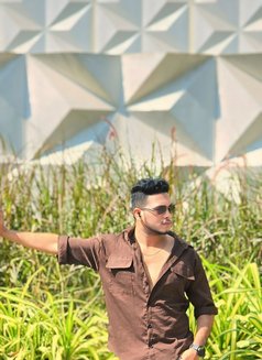 Hamzah - Acompañantes masculino in Mumbai Photo 6 of 11