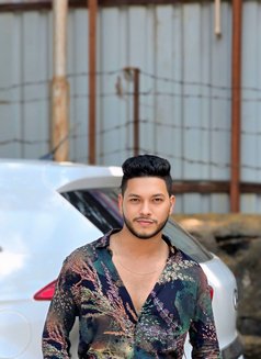 Hamzah - Acompañantes masculino in Mumbai Photo 8 of 11