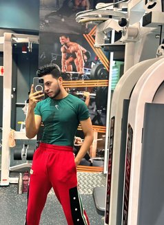 Hamzah - Male escort in Mumbai Photo 3 of 7