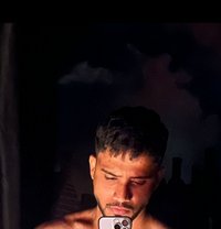 Hamzi - Male escort in Dubai