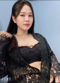 Hana Ruby Independent Girl - puta in Bangalore Photo 2 of 6
