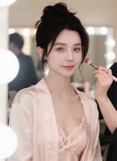 Hana - puta in Bangkok Photo 6 of 8