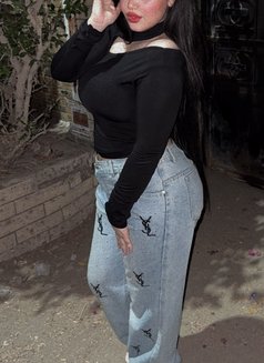 Hana - escort in Cairo Photo 5 of 5