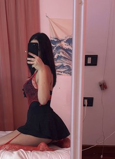 Hana - escort in Fujairah Photo 7 of 8