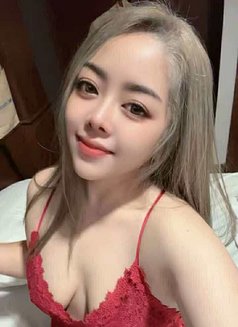 Hana - escort in Doha Photo 1 of 5