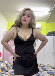 Hana - escort in Doha Photo 5 of 5