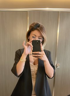 Hana - escort in Cebu City Photo 10 of 17