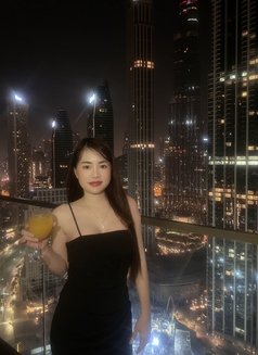 Hana - escort in Dubai Photo 5 of 11