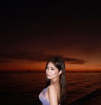 Hana - escort in Manila