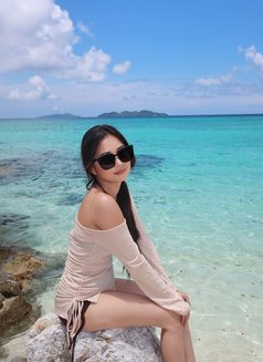 Hana - escort in Manila Photo 7 of 7