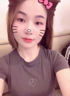 Hana - masseuse in Muscat Photo 3 of 7