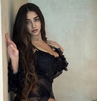 Linda Incall & outcall - puta in Muscat Photo 4 of 5