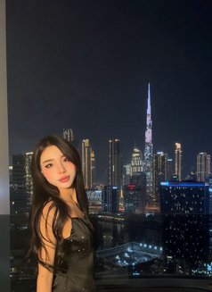 Hana in dubai - escort in Dubai Photo 7 of 8