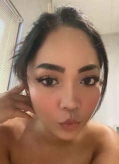 Lydia Curvy New Comer - puta in Bali Photo 9 of 11