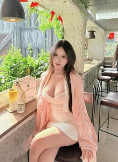 Hana M. S. G - masseuse in Al Ain Photo 5 of 6