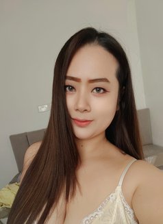 Hana Mawaleh - escort in Muscat Photo 5 of 5