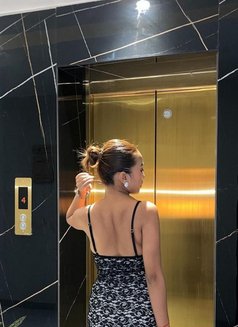 Hana - puta in Kathmandu Photo 2 of 4