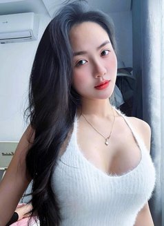 Hana's - masseuse in Doha Photo 6 of 12