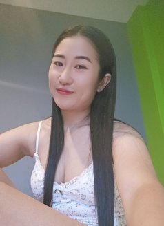 Hana Skinny Girl - escort in Muscat Photo 1 of 7