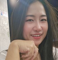 Hana Skinny Girl - escort in Muscat