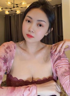 Hana - escort in Colombo Photo 4 of 4