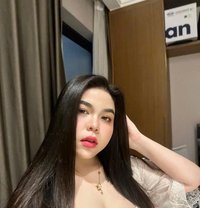Hana - escort in Singapore