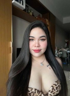 Hana - puta in Hofuf Photo 7 of 13