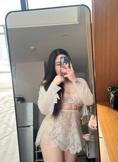 Hana - puta in Hofuf Photo 10 of 13