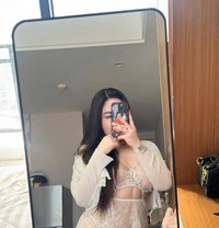 Hana - escort in Singapore