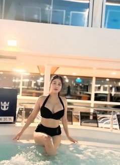 Hana - escort in Phuket Photo 5 of 6