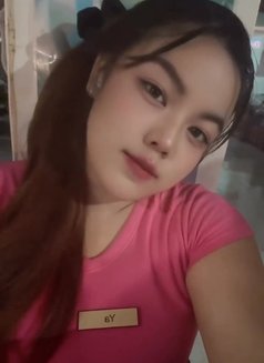 Hana - masseuse in Phuket Photo 2 of 2