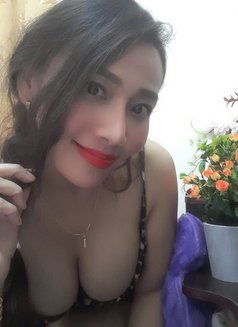 Hana - escort in Riyadh Photo 1 of 4