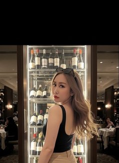 Hana - escort in Bangkok Photo 2 of 6