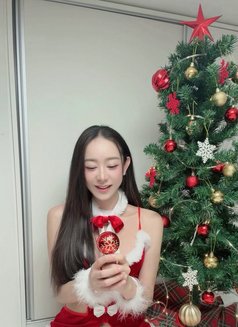 Hana top and bottom - Transsexual escort in Seoul Photo 3 of 29