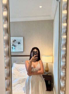 Mina Anal full service - puta in Singapore Photo 6 of 13