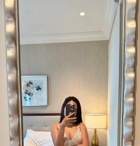 Mina Anal full service - escort in Singapore