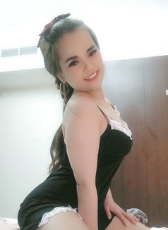 Hana - escort in Dubai Photo 1 of 5