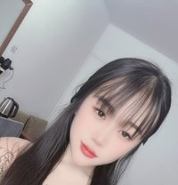 Hana - escort in Singapore Photo 1 of 6