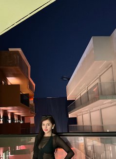 Hana ,young and new girl - puta in Dubai Photo 7 of 13